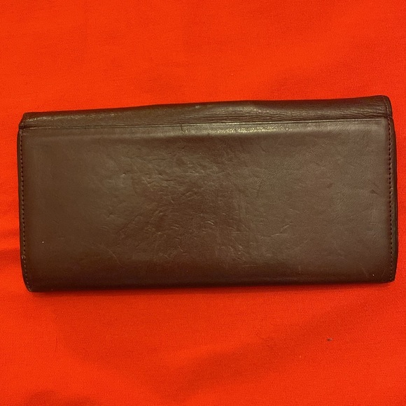 Vintage Chloe Kisslock Wallet - Picture 2 of 10